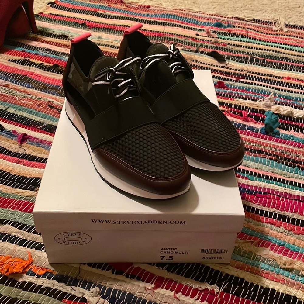 Steve Madden Arctic Sneaker